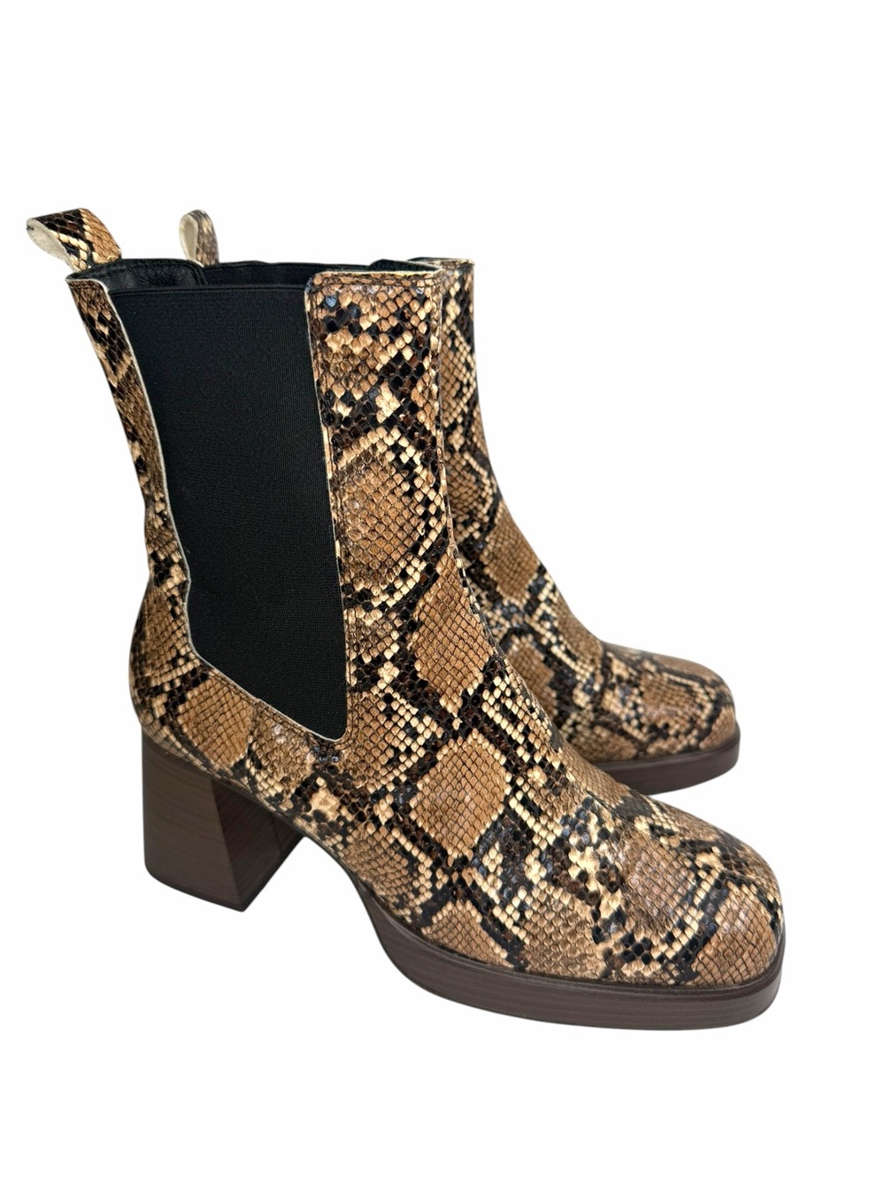 UO Vegan Leather Snakeskin Platform Chelsea Boots Size 40/ US 9.5